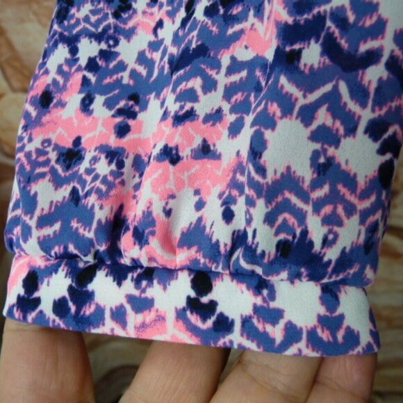 LUSH Multicolor Chevron Blouse Small - Picture 4 of 8